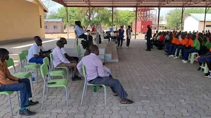 Voľby do študentskej rady 2025 St. Bakhita Tonj-3