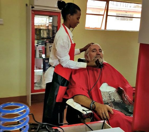 04 Kurz kaderníctva a kozmetiky (14)