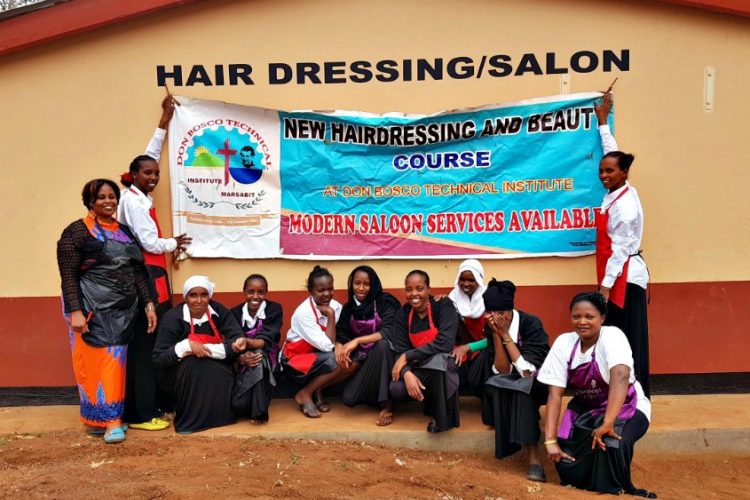 04 Kurz kaderníctva a kozmetiky (24)