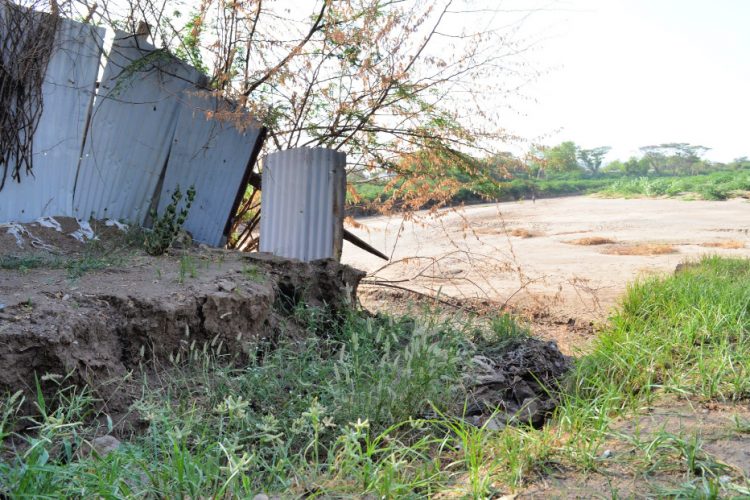 Padajúce múry pod vplyvom vody (1)