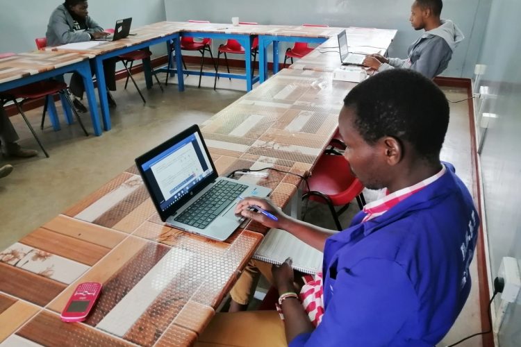 Online_vzdelávanie_počas_COVID-19