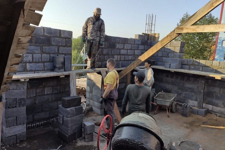 4BDBDFB9-FC60-466A-B552-80264CC7A50E